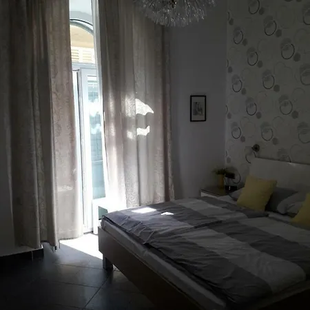 Buric 3* Pula